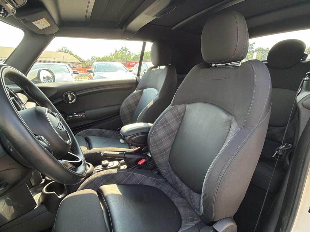 Mini Cooper D Cabrio 1.5 Cooper D Hype