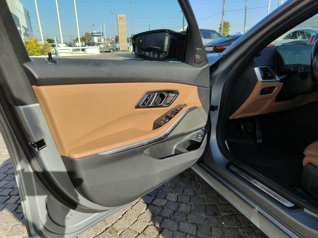 BMW Serie 3 M M340d Touring mhev 48V xdrive auto