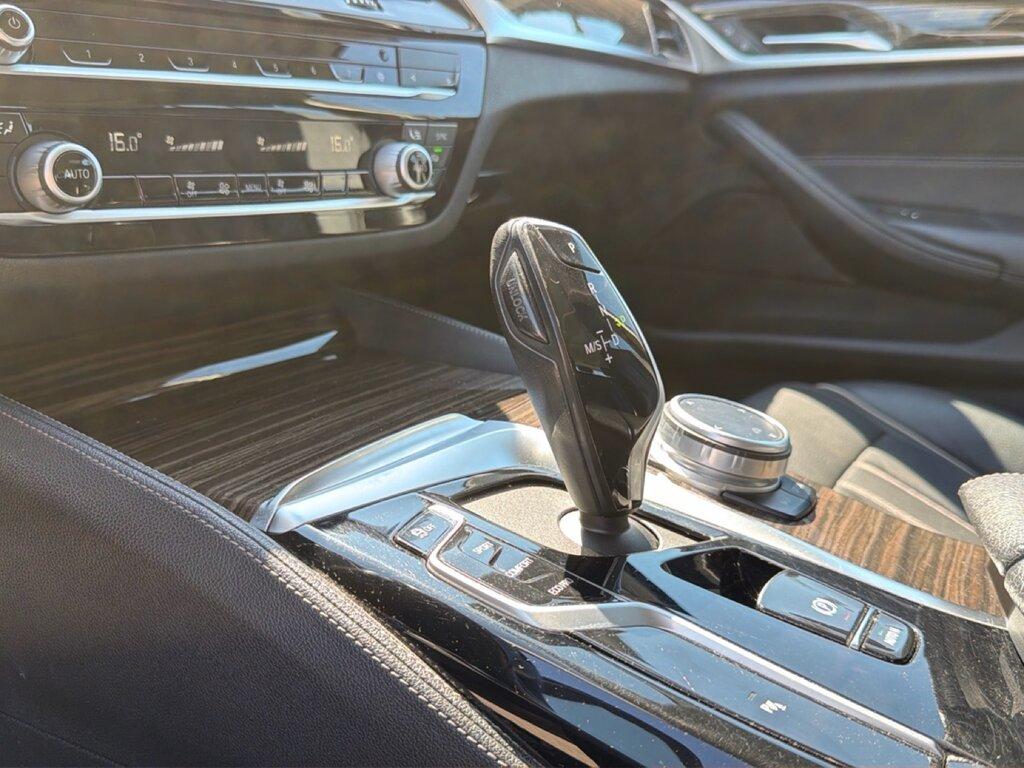 BMW Serie 5 520d Touring mhev 48V Luxury auto