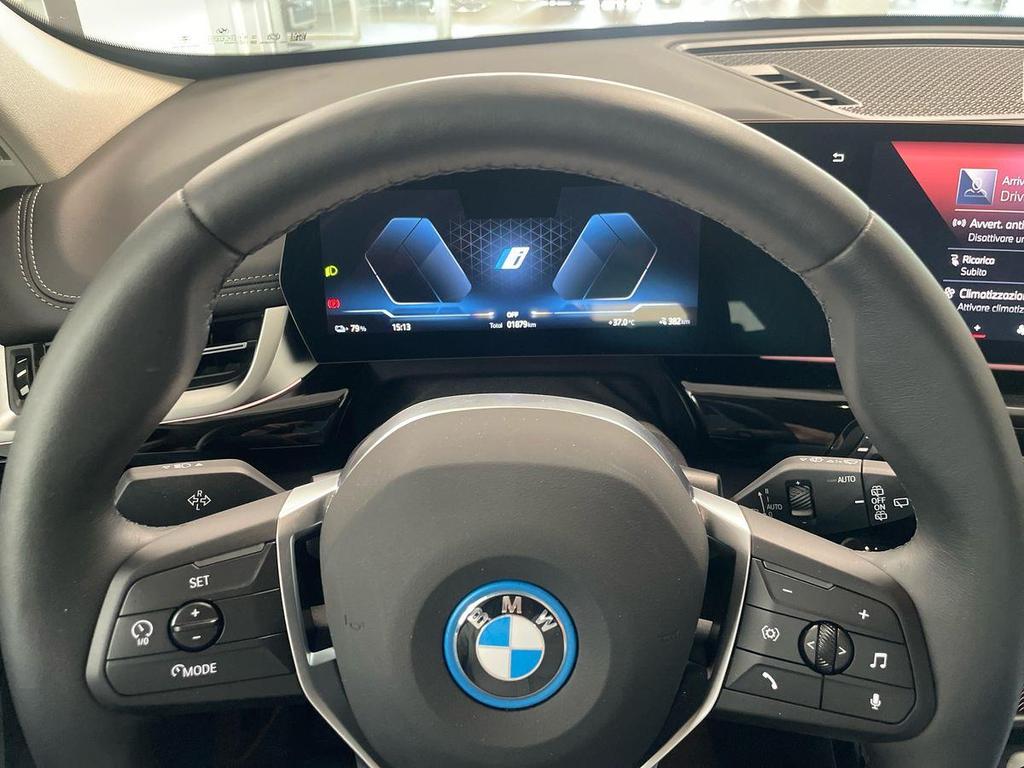 BMW iX1 edrive 20 X-Line