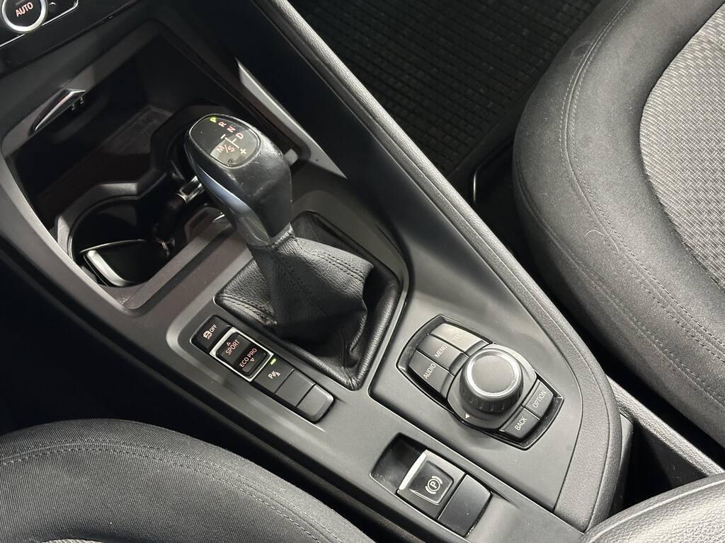 BMW X1 sdrive18d Business auto