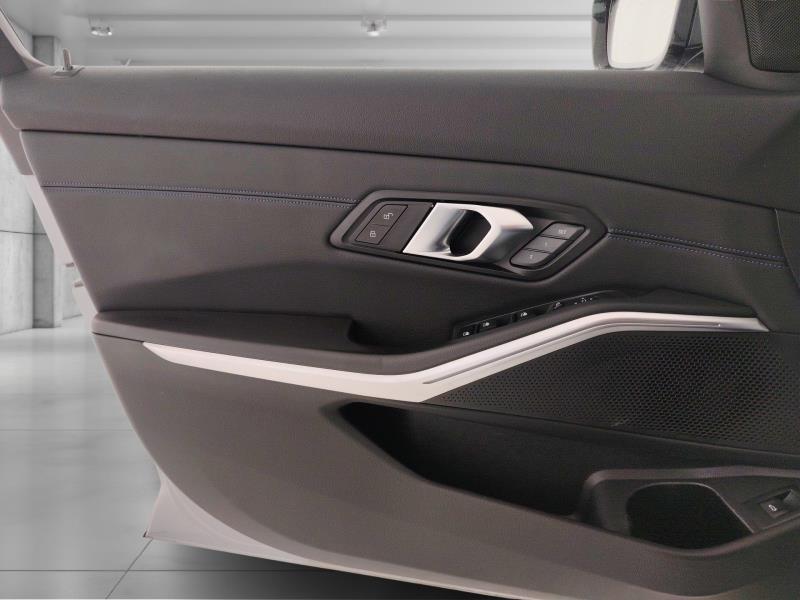 BMW Serie 3 M M340i Touring mhev 48V xdrive auto