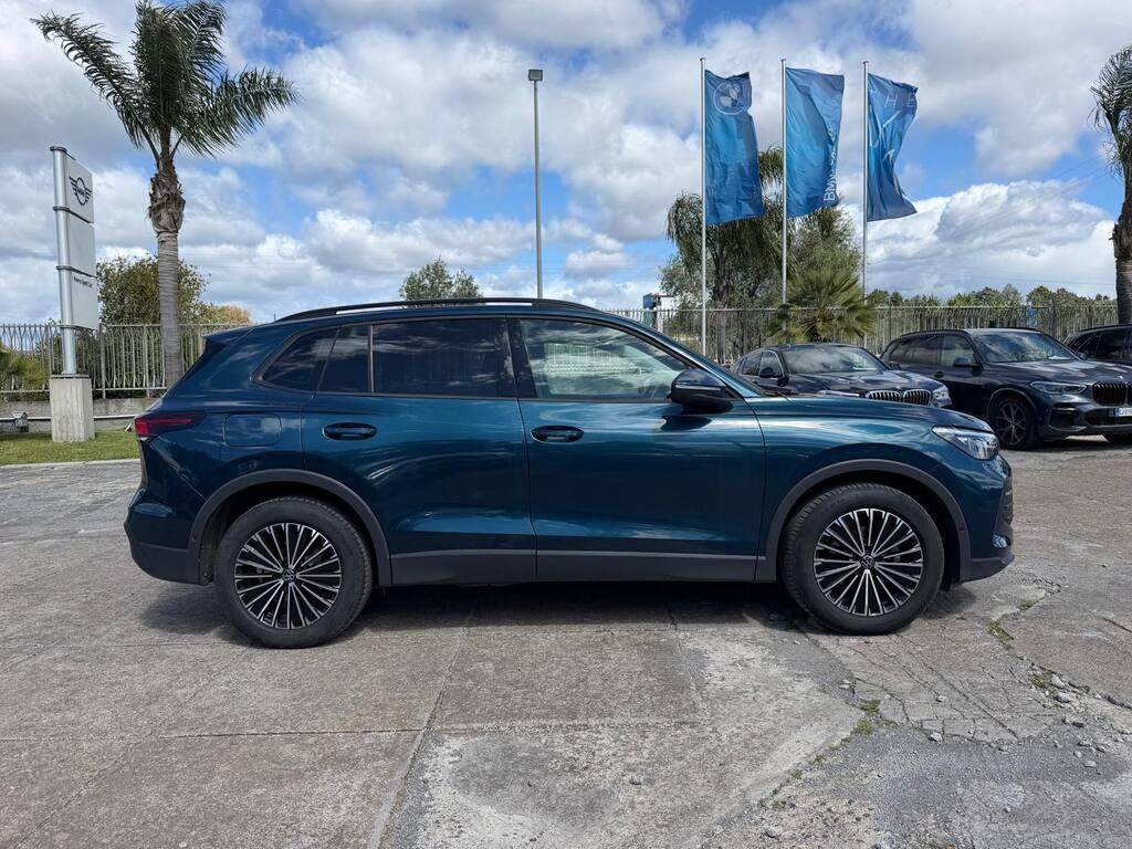 Volkswagen Tiguan 1.5 etsi evo Elegance 150cv dsg