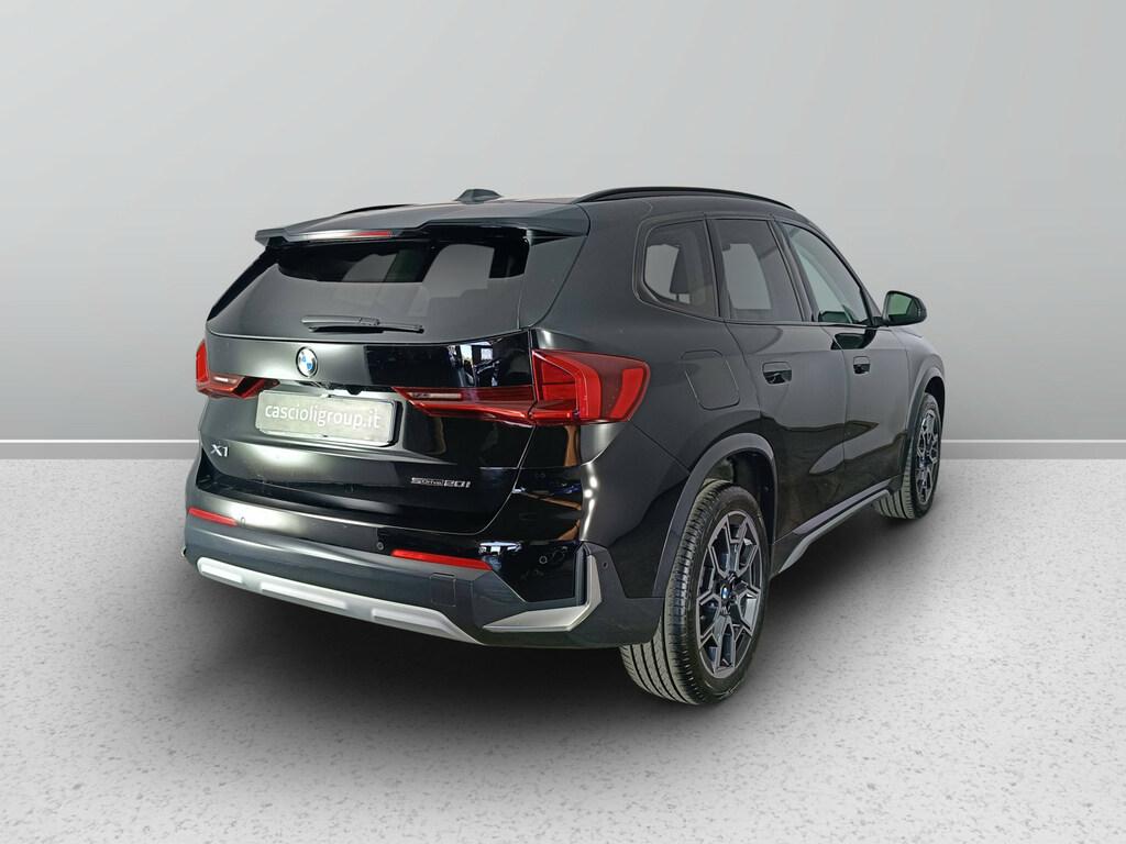 BMW X1 sdrive20i mhev 48V X-Line auto