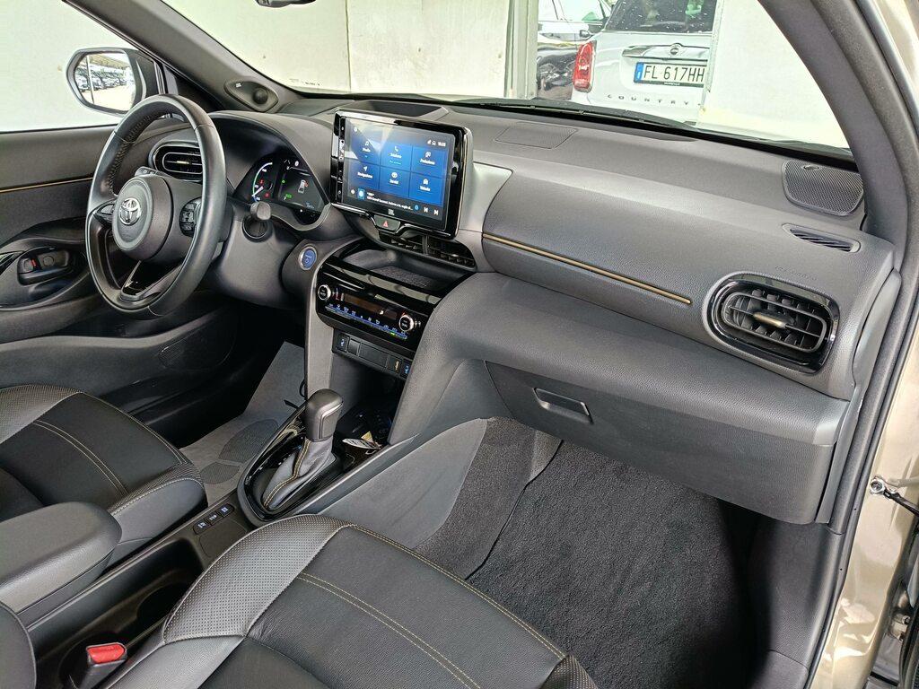Toyota Yaris Cross 1.5h Adventure fwd 116cv e-cvt