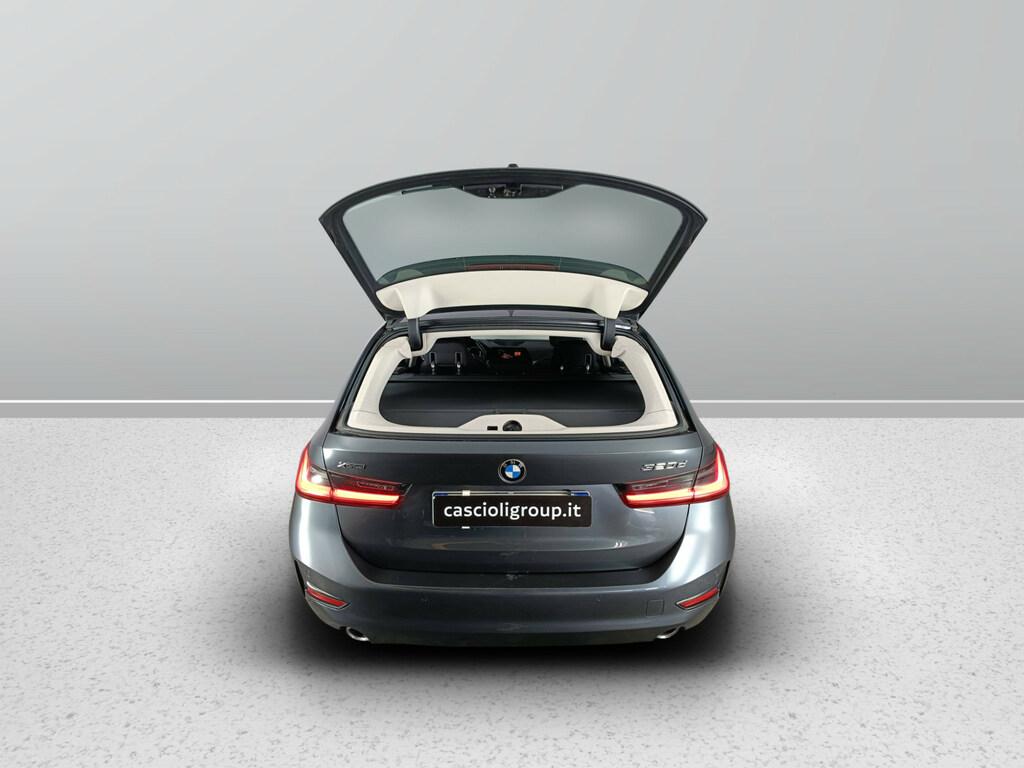 BMW Serie 3 320d Touring mhev 48V xdrive auto