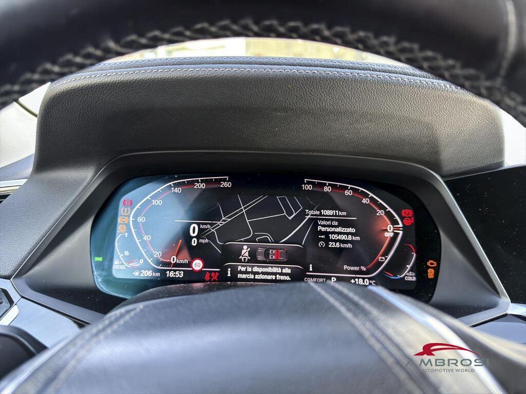 BMW X5 xdrive30d mhev 48V xLine auto