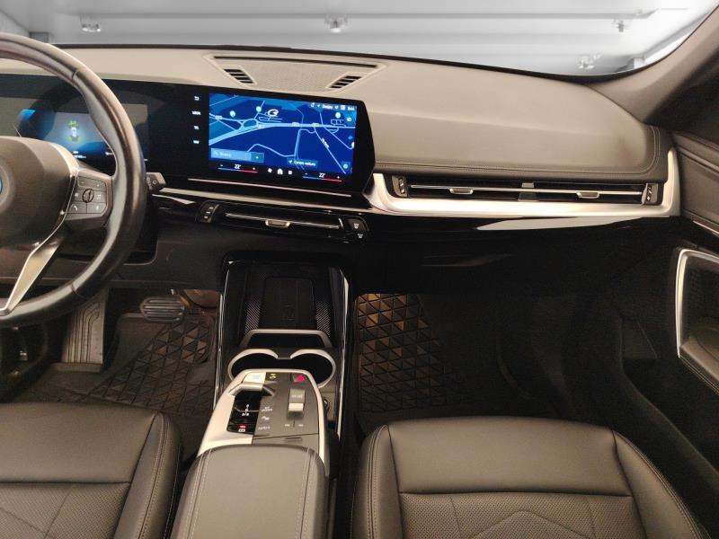 BMW iX1 edrive 20 X-Line