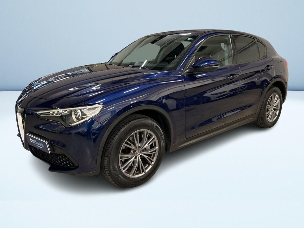 Alfa Romeo Stelvio 2.2 t Business Q4 210cv auto my19