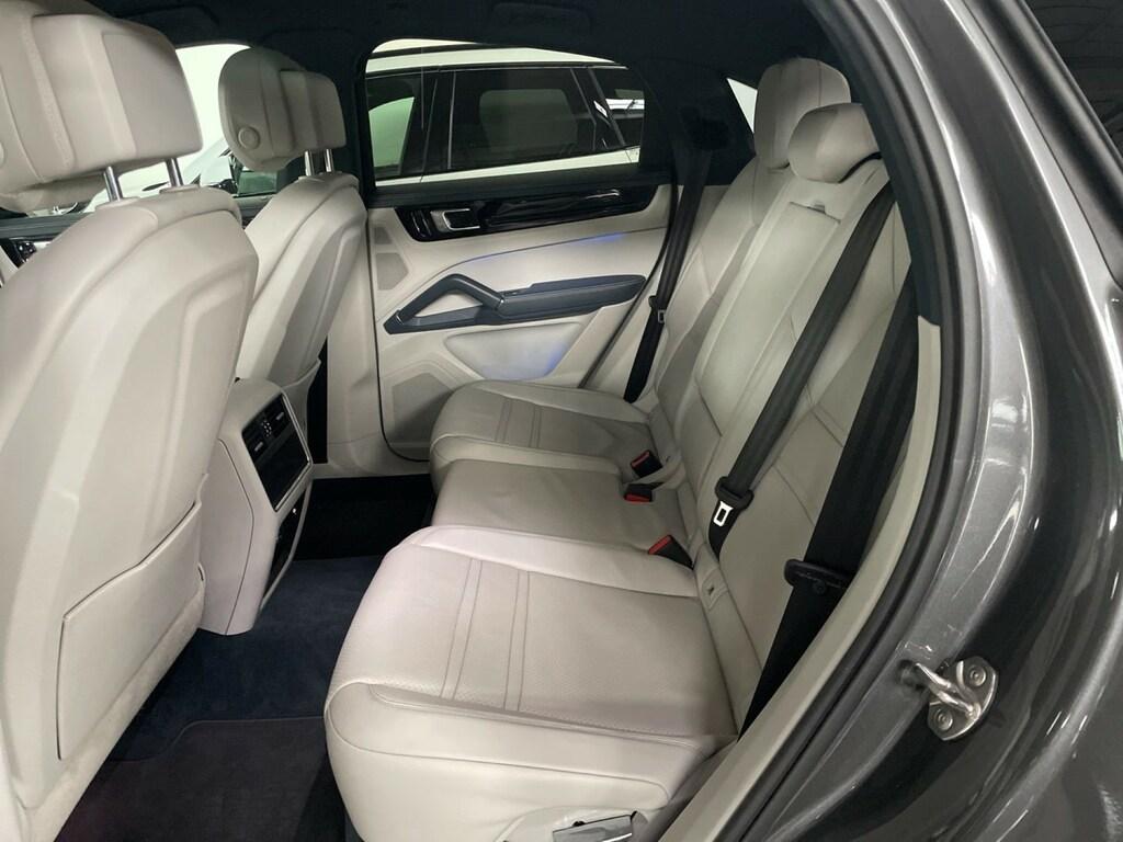 Porsche Cayenne Coupe 3.0 tiptronic