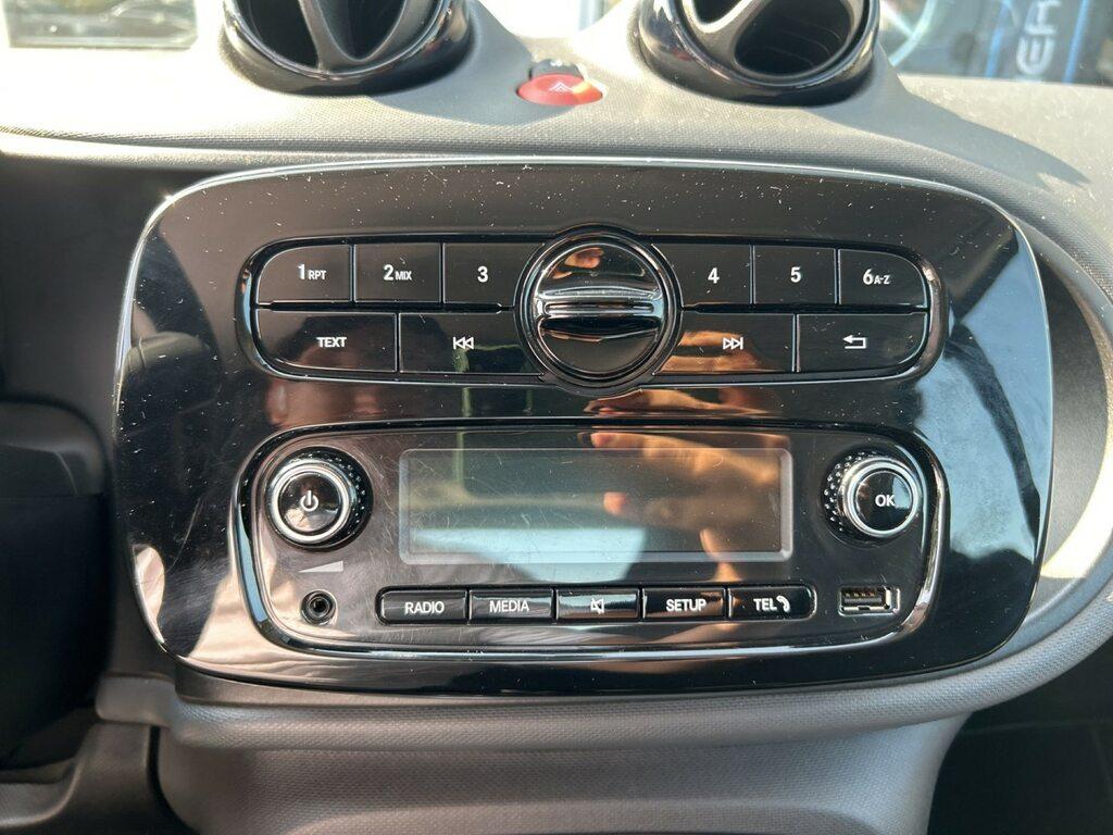 Smart fortwo eq Pure 22kW