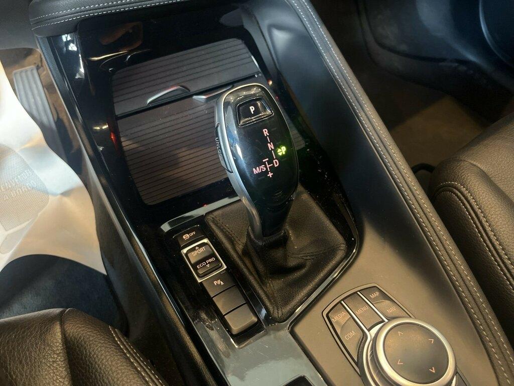 BMW X1 sdrive18d xLine auto my18