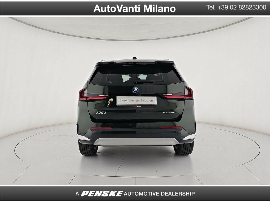 BMW iX1 edrive 20 X-Line