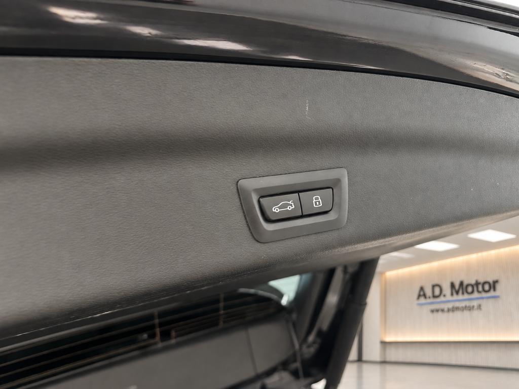 BMW X1 sdrive18i X-Line auto