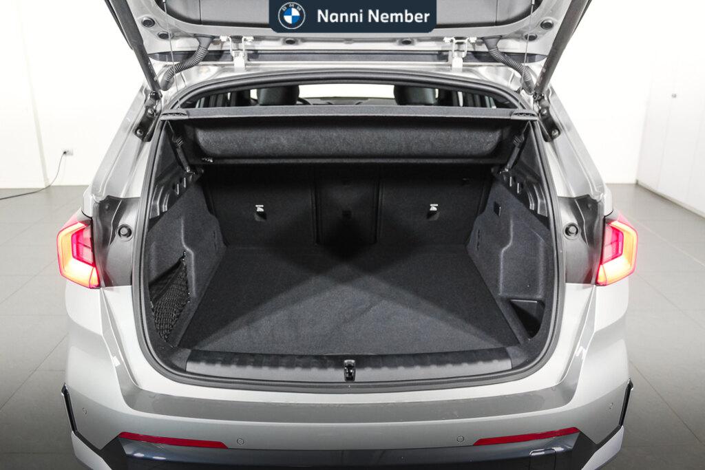 BMW iX1 edrive 20 X-Line