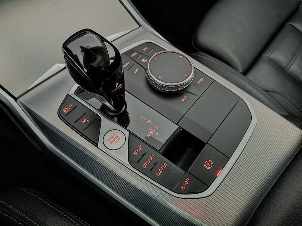 BMW Serie 3 320d Touring mhev 48V xdrive Luxury auto