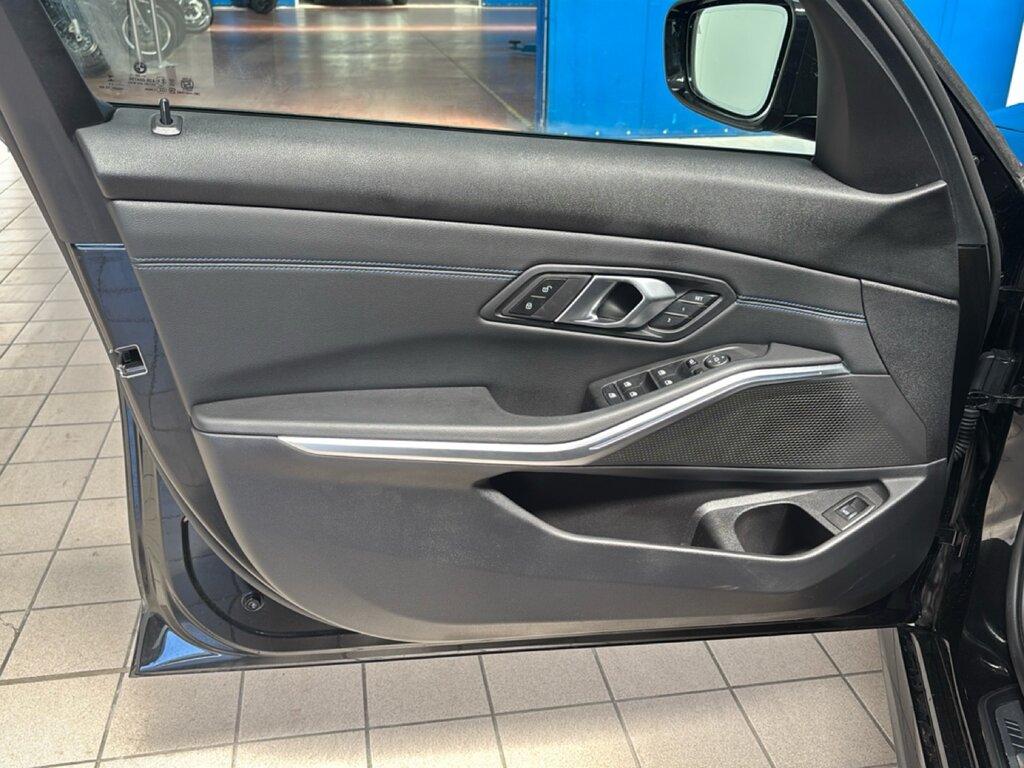 BMW Serie 3 320d mhev 48V xdrive M Sport Pro auto