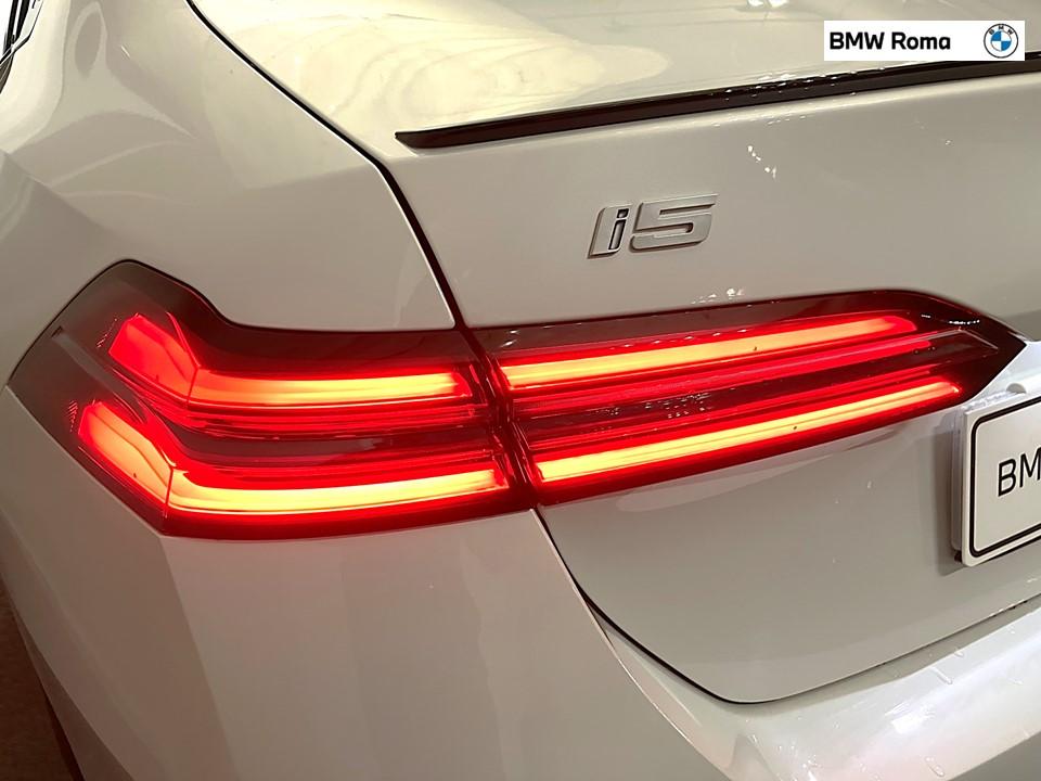 BMW i5 M60 auto