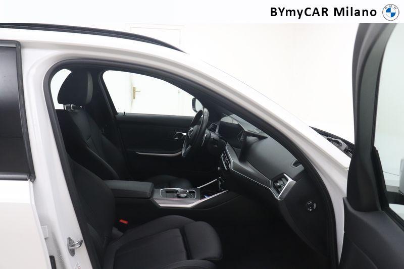 BMW Serie 3 318d Touring mhev 48V Msport auto