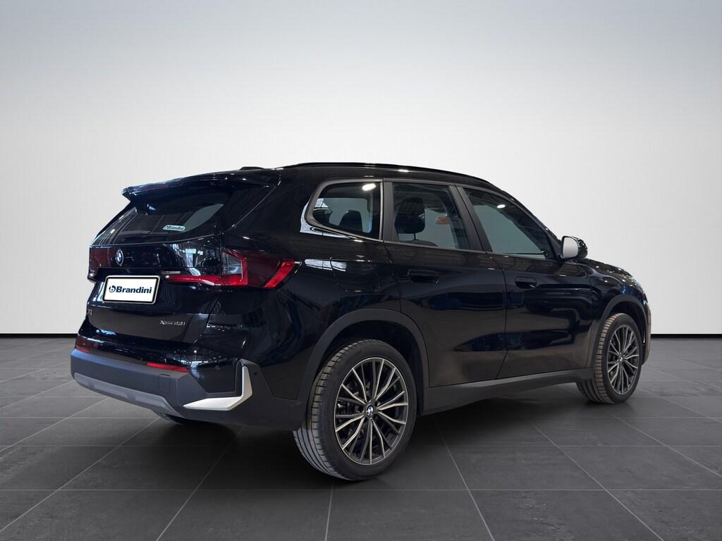 BMW X1 xdrive23i mhev 48V auto