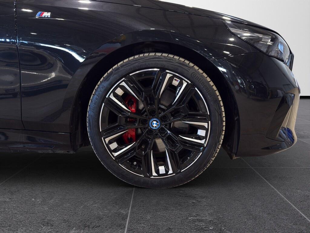 BMW i5 M i5 M60 M Sport Pro