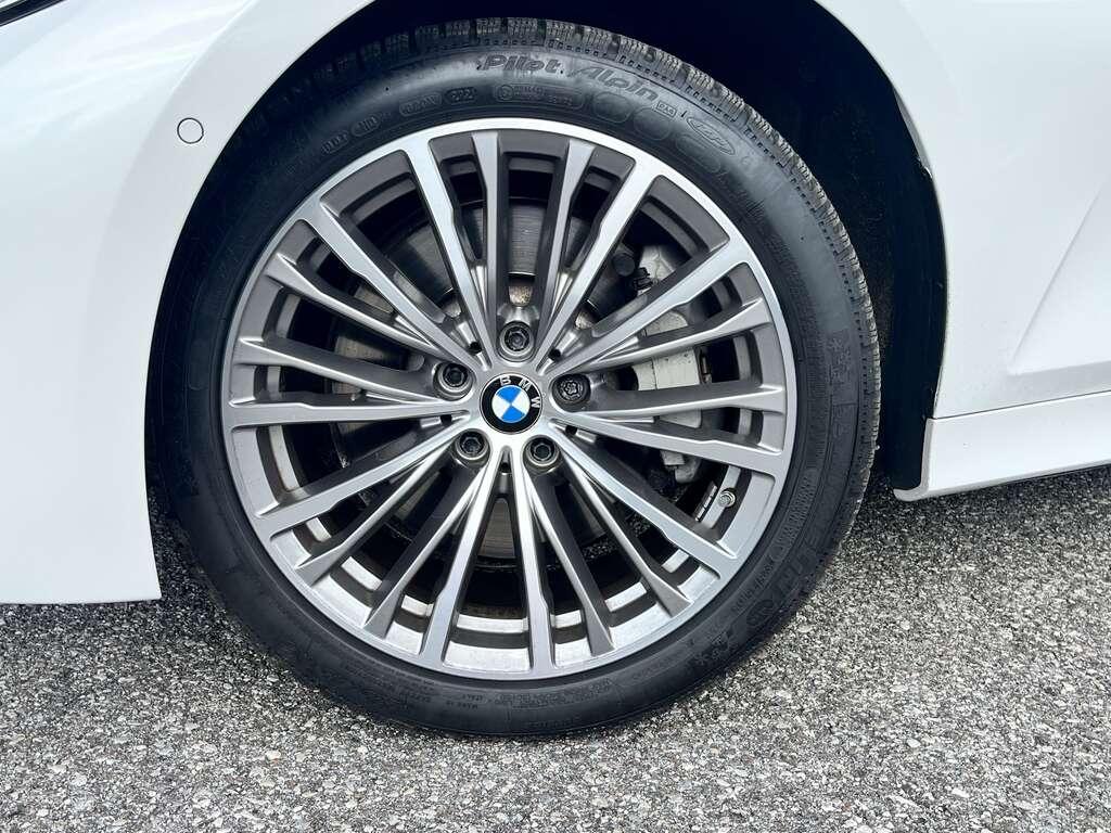 BMW Serie 3 330d Touring mhev 48V xdrive Luxury auto