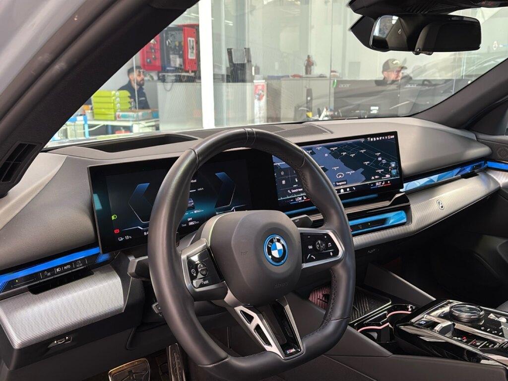 BMW i5 xdrive40 M Sport Pro