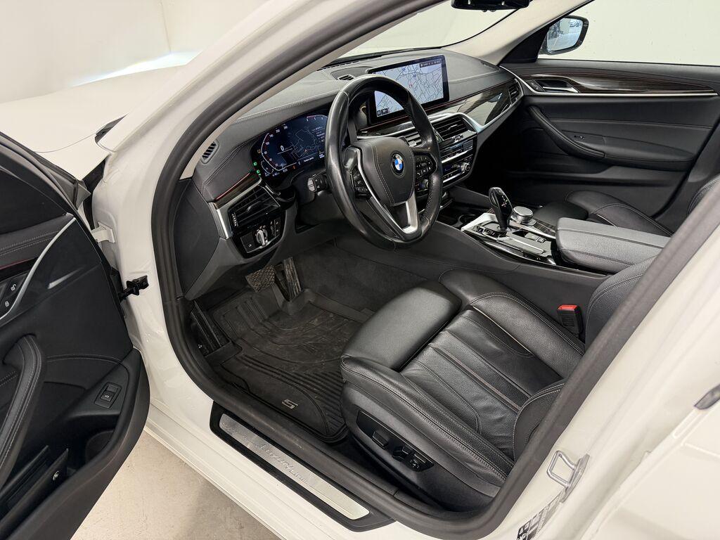 BMW Serie 5 530d Touring mhev 48V xdrive Business auto