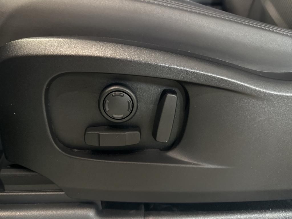 Land Rover Defender 90 3.0d i6 mhev X-Dynamic SE awd 200cv auto