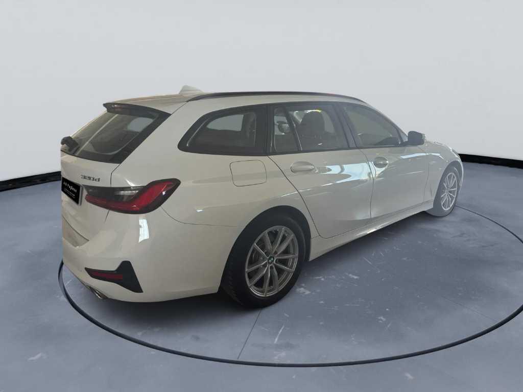BMW Serie 3 320d Touring mhev 48V auto