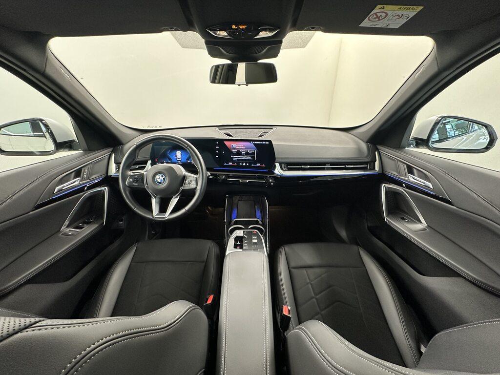 BMW iX1 edrive 20 X-Line