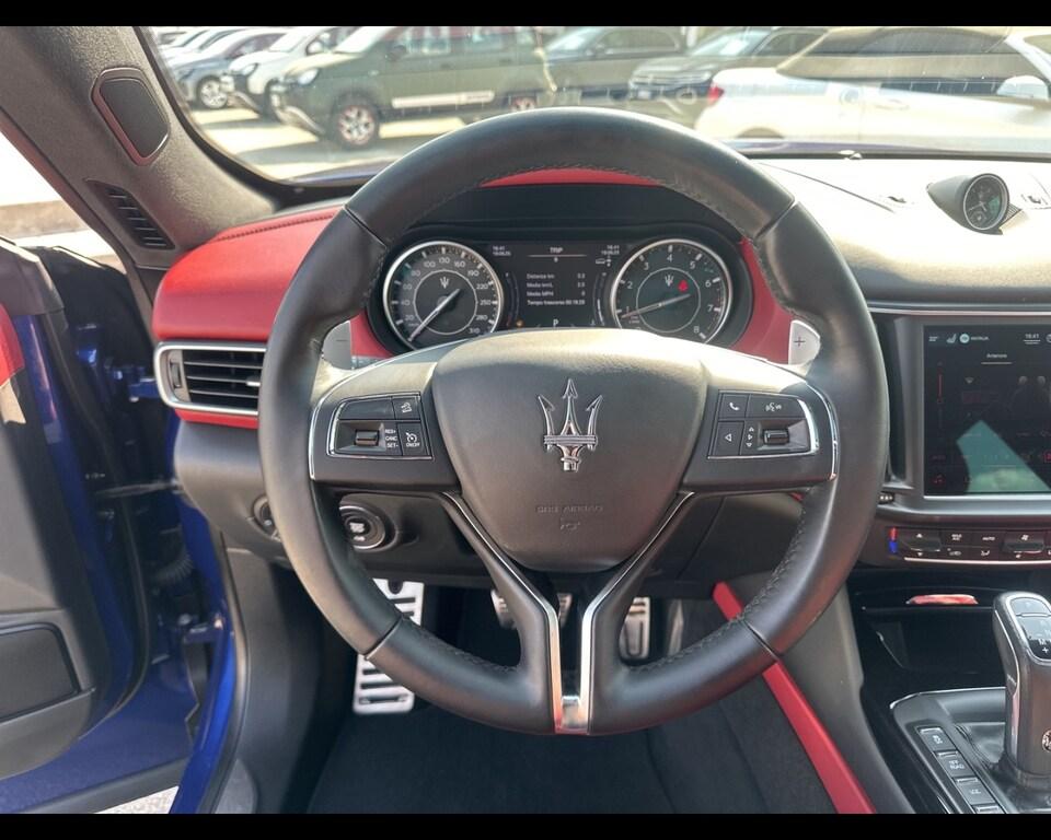 Maserati Levante 2.0 mhev GT 330cv auto