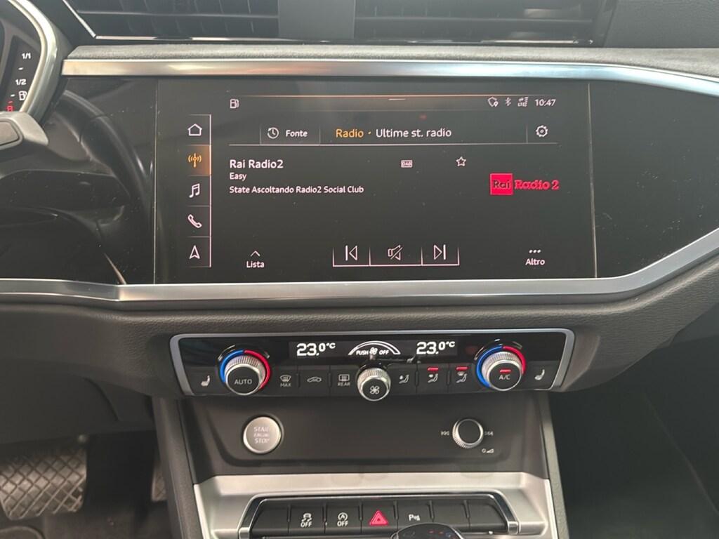 Audi Q3 35 1.5 tfsi mhev Business Advanced s-tronic
