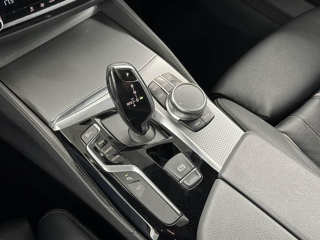 BMW Serie 5 520d Touring mhev 48V xdrive Business auto