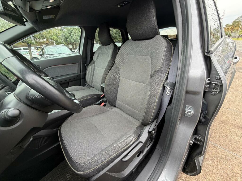 Renault Captur 1.6 hybrid Techno E-Tech 145cv auto